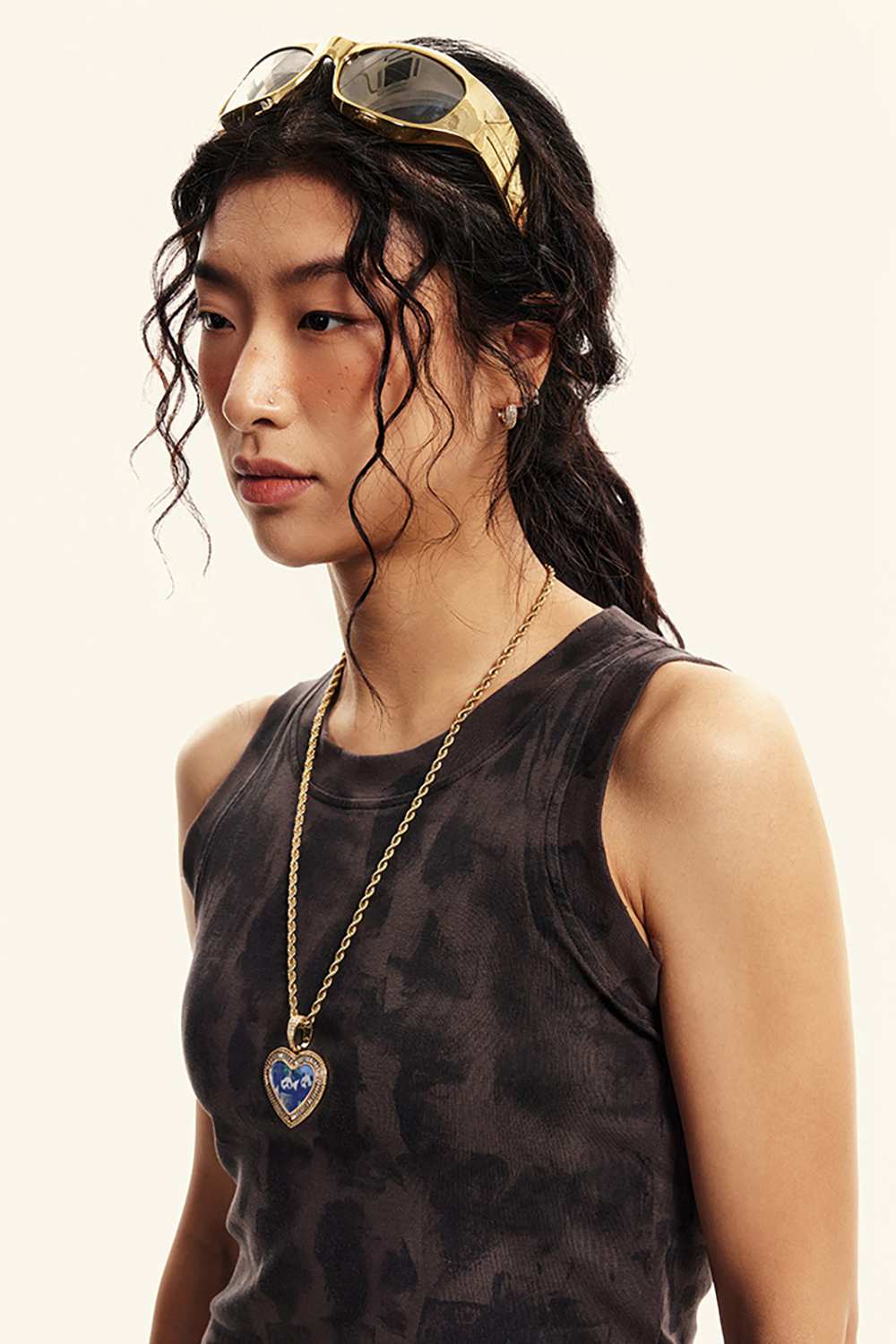 Chic Cropped Tee - Vintage High Street Style, Versatile T-Shirt by WearingLab