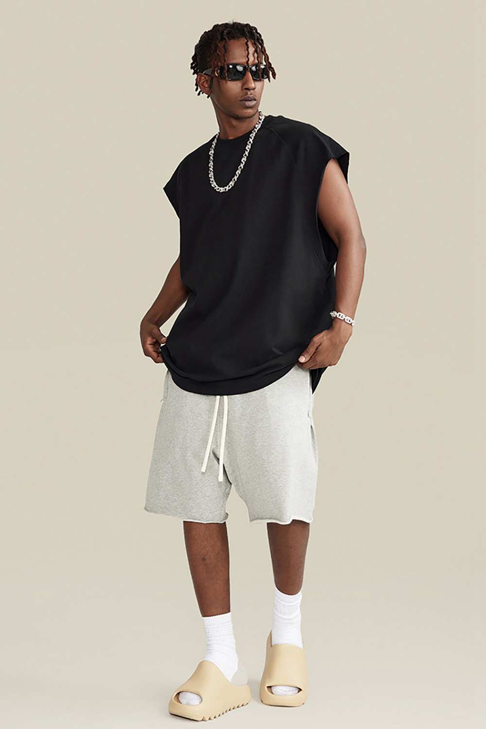 Vintage Wash Muscle Tank: Street-Ready and Sun-Set for Adventure