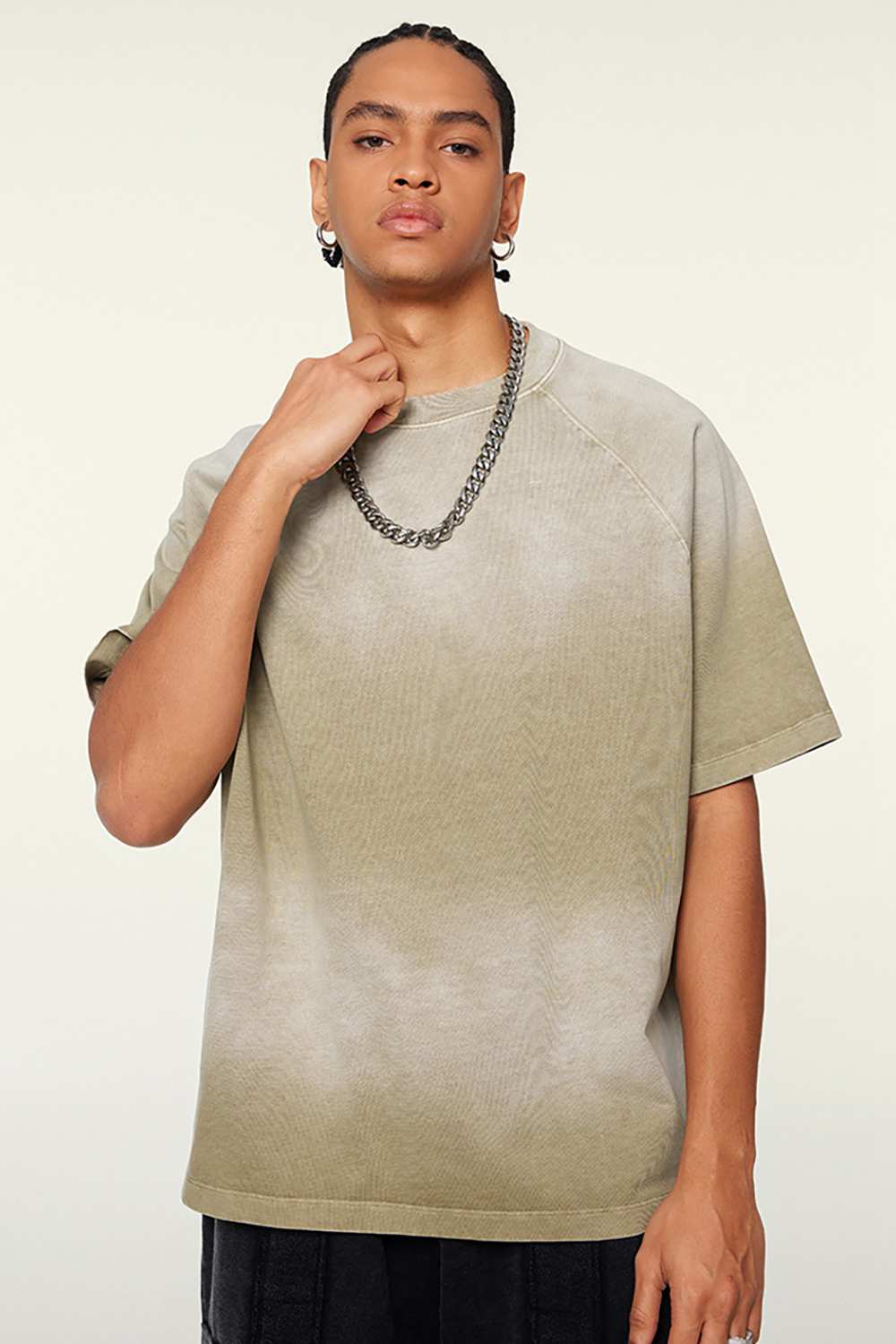 Ombre Vintage Tee: Gradient Elegance in a Relaxed Cut