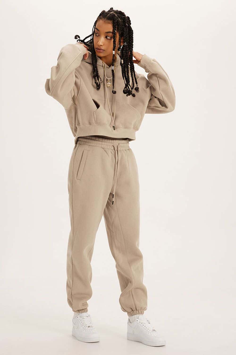 Retro Hooded Pullover Sweatshirt - Fleece-Lined Cropped Hoodie