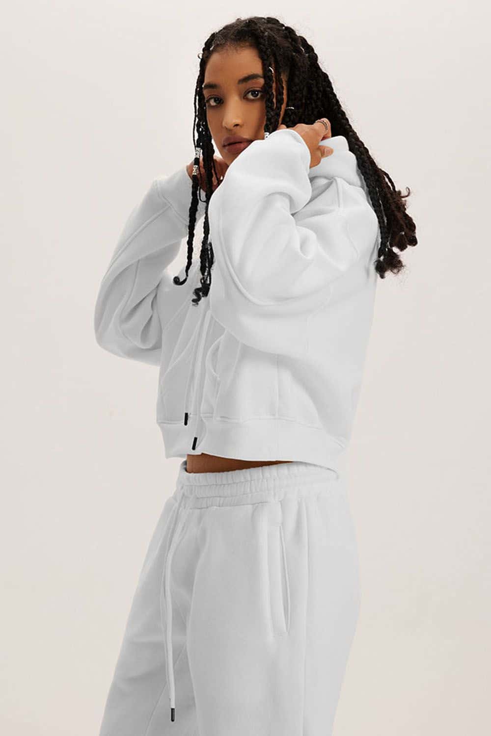 Retro Hooded Pullover Sweatshirt - Fleece-Lined Cropped Hoodie