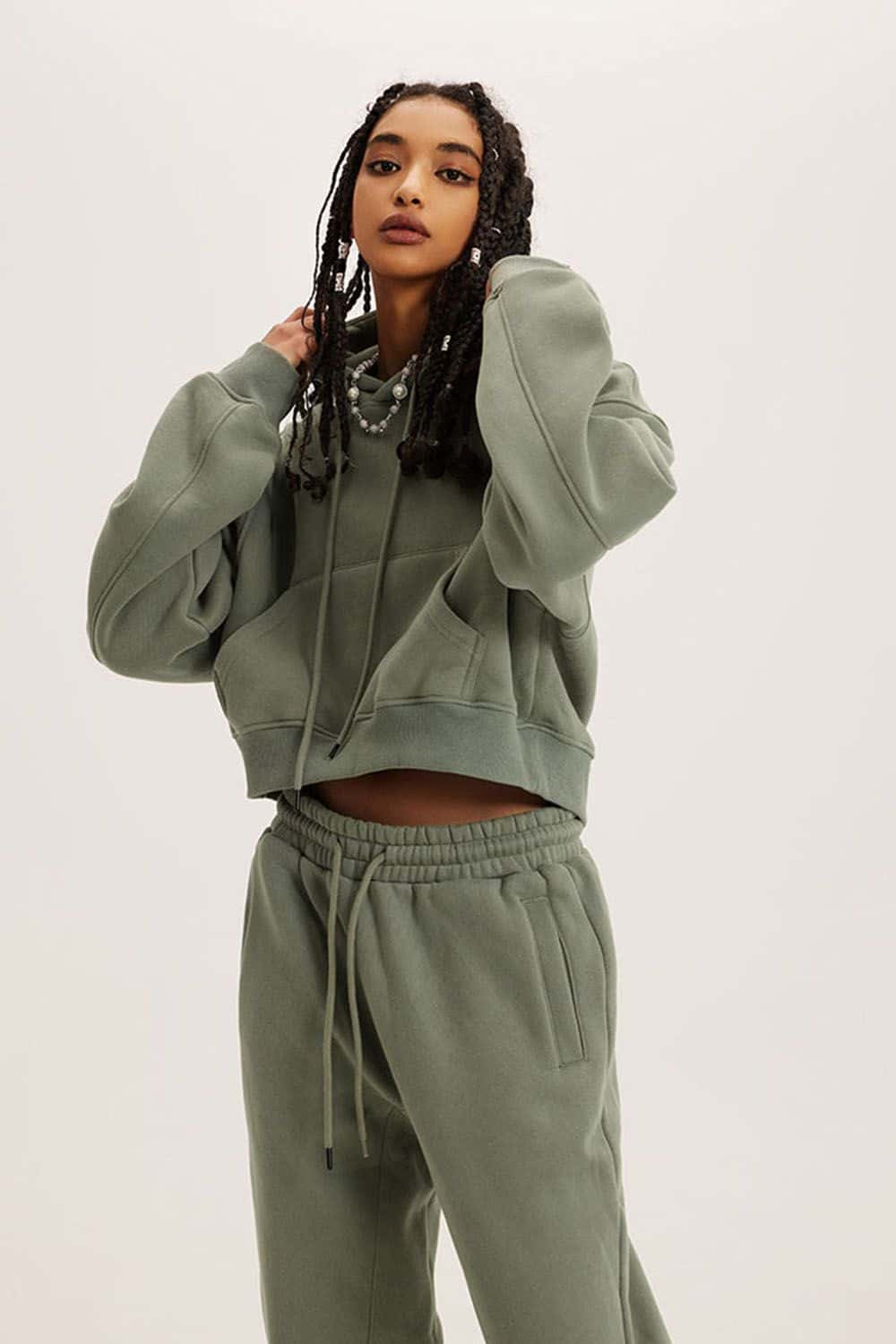 Retro Hooded Pullover Sweatshirt - Fleece-Lined Cropped Hoodie