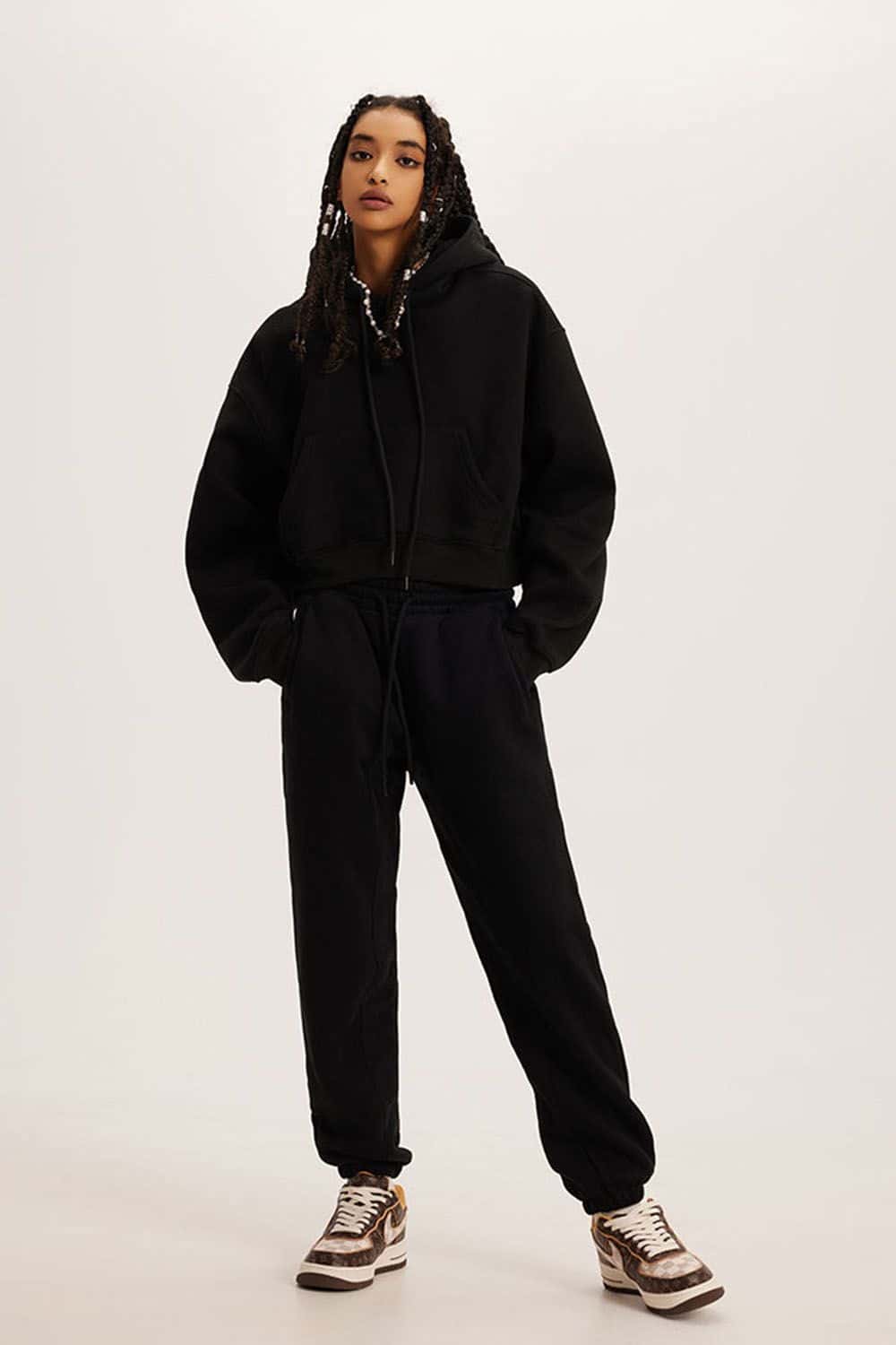 Retro Hooded Pullover Sweatshirt - Fleece-Lined Cropped Hoodie