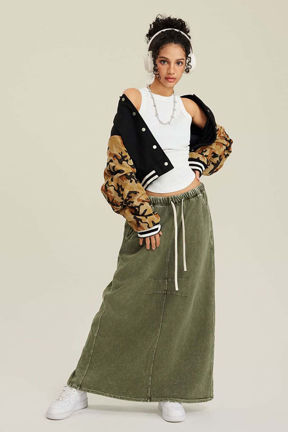 Loose Fit Varsity Jacket - Women's Camo Sleeve Baseball Cardigan