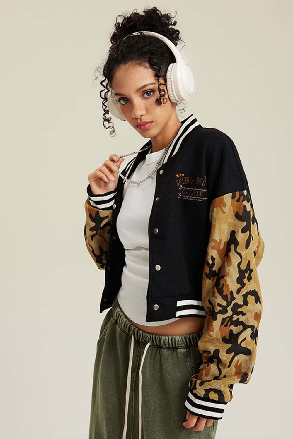 Loose Fit Varsity Jacket - Women's Camo Sleeve Baseball Cardigan