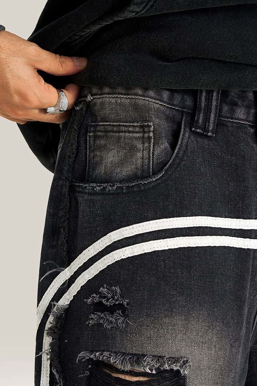 Distressed Wide-Leg Jeans with Sporty Side Stripes - Vintage Streetwear Essential