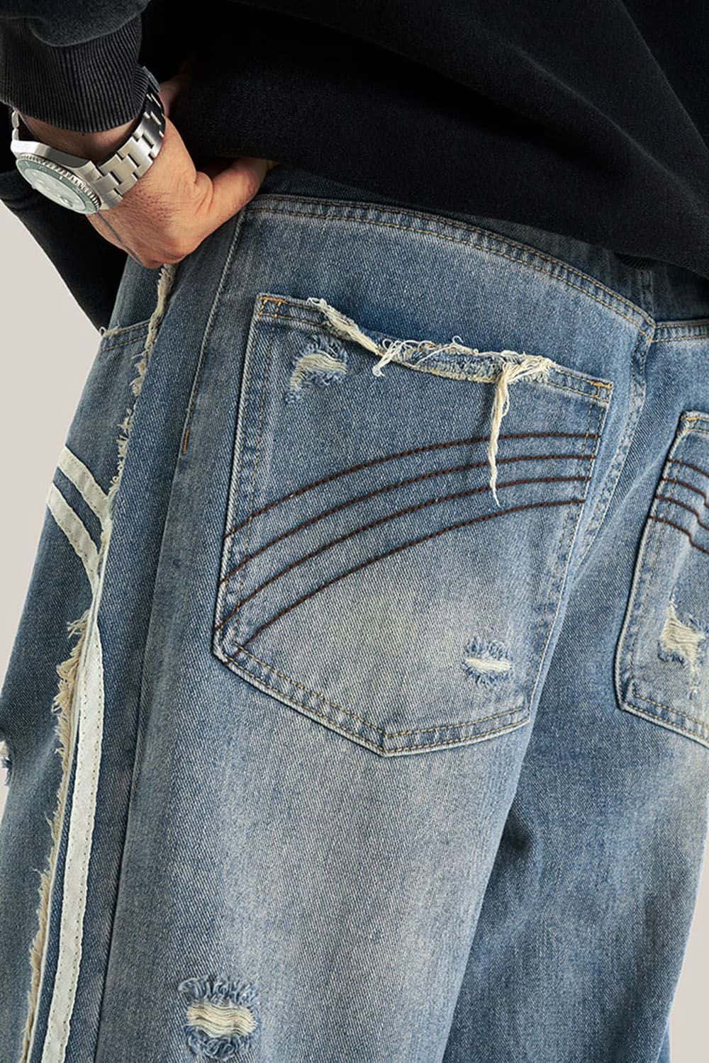 Distressed Wide-Leg Jeans with Sporty Side Stripes - Vintage Streetwear Essential