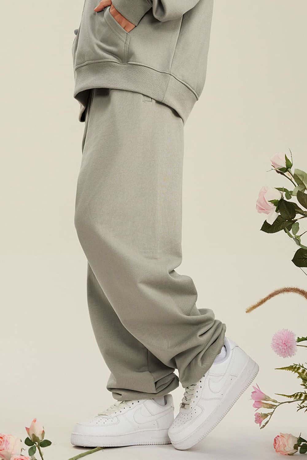 Heavyweight Fleece-Lined Joggers with Elastic Cuffs