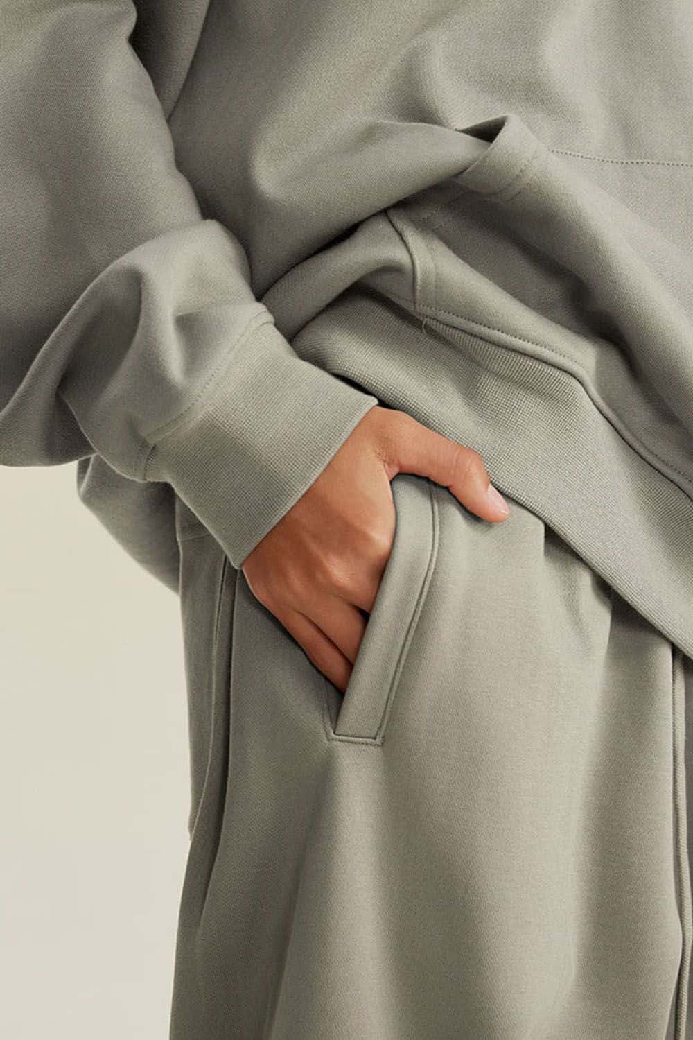 Heavyweight Fleece-Lined Joggers with Elastic Cuffs