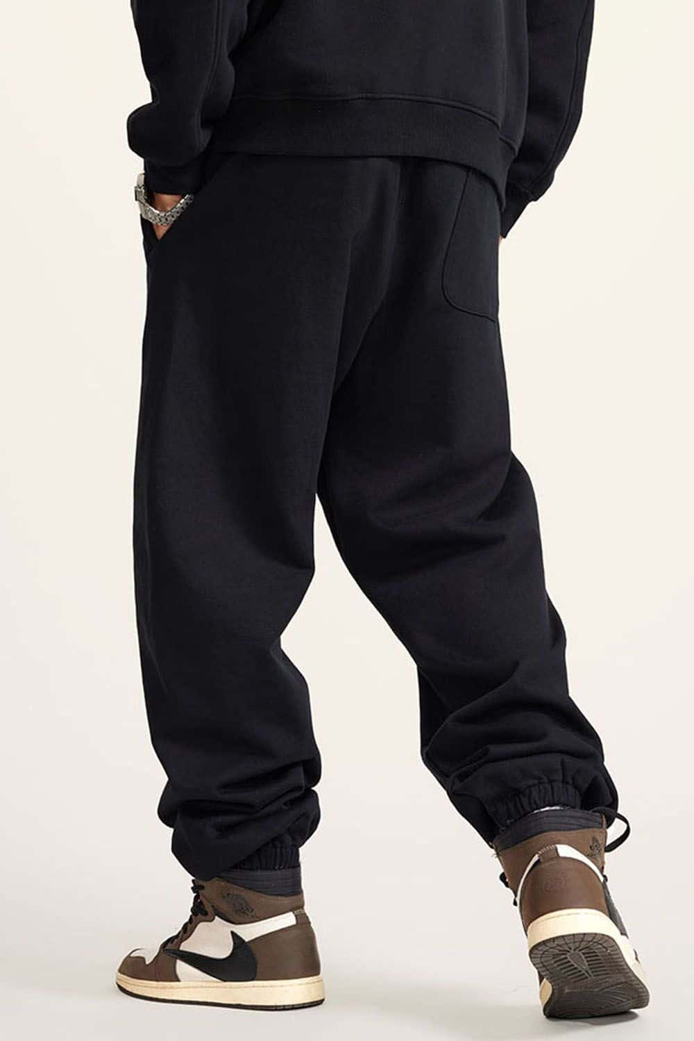 Heavyweight Fleece-Lined Joggers with Elastic Cuffs