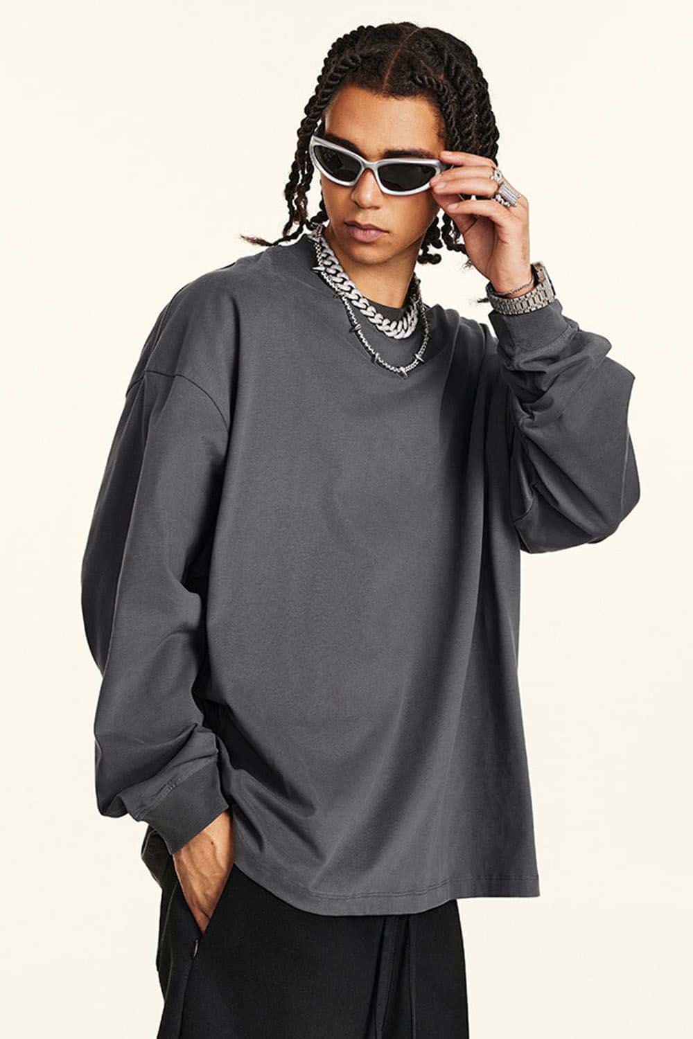 Loose-Fit Sporty Antimicrobial Long Sleeve T-Shirt
