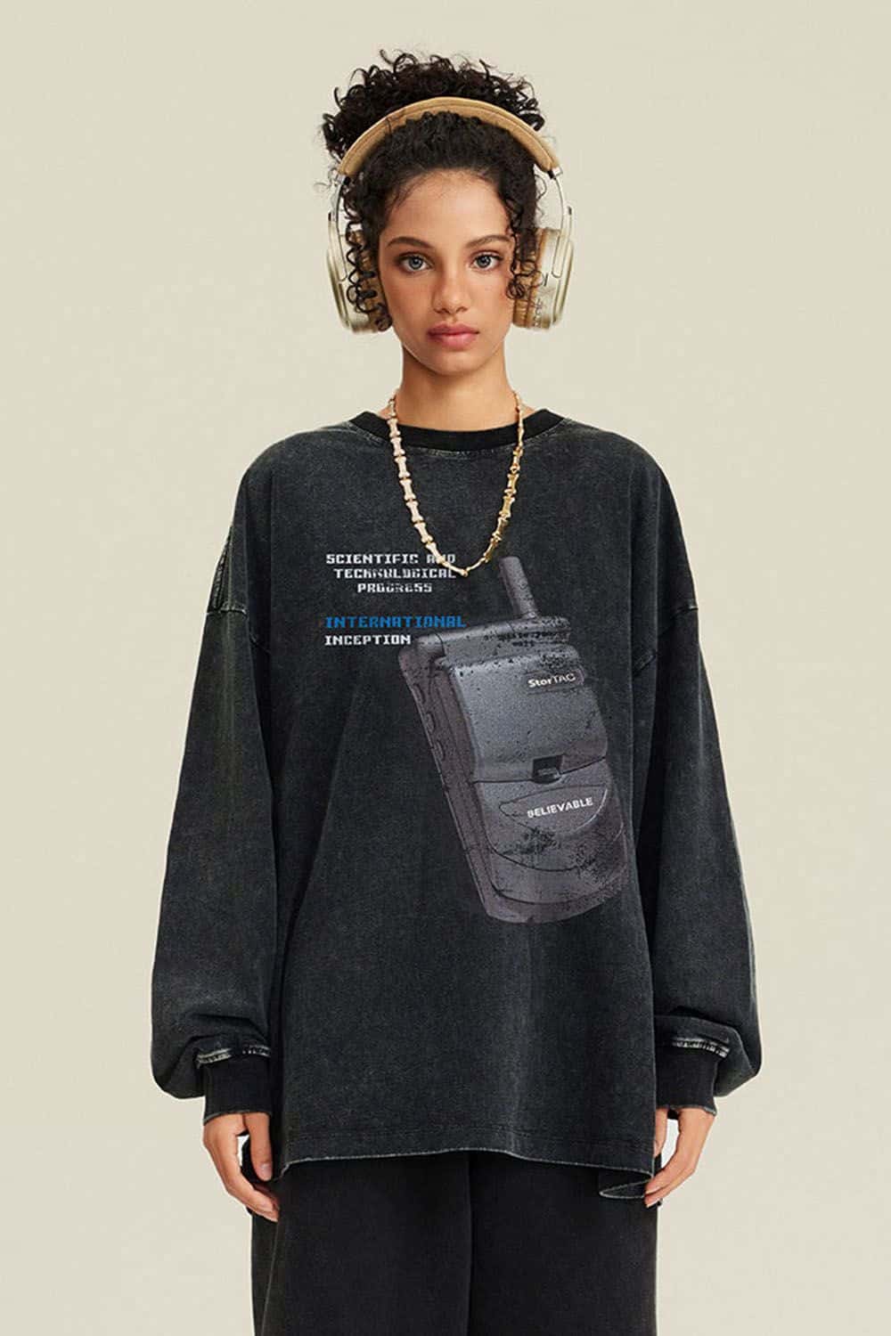 Loose Retro Flip Phone Print Long Sleeve T-Shirt