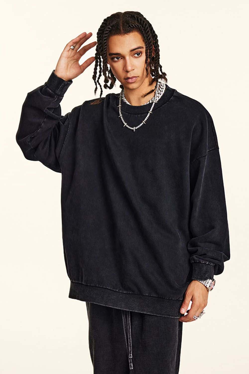 Loose Silhouette Washed Crew Neck Sweatshirt