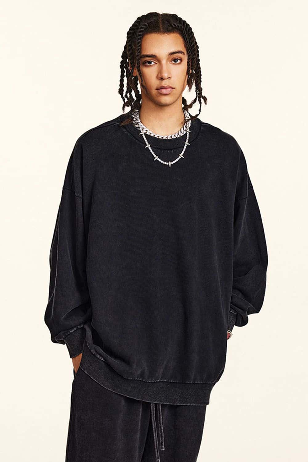 Loose Silhouette Washed Crew Neck Sweatshirt