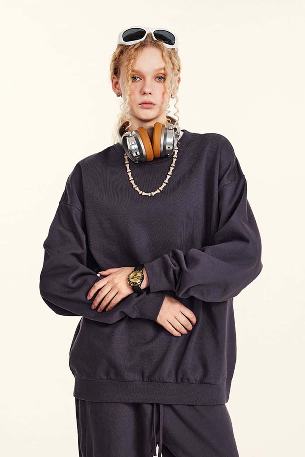 Heavyweight 440g Solid Color Drop-Shoulder Crewneck Sweatshirt