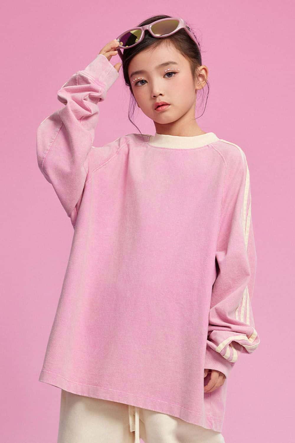 Kids' Sports Style Long-Sleeve Cotton T-Shirt with Drop Shoulder Design