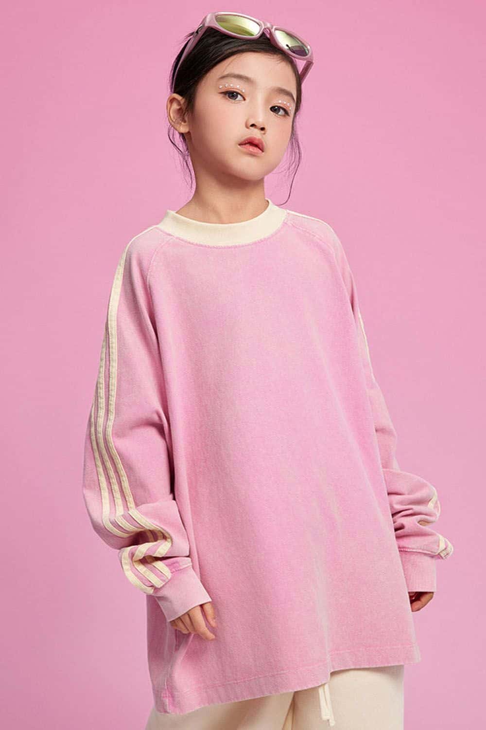 Kids' Sports Style Long-Sleeve Cotton T-Shirt with Drop Shoulder Design