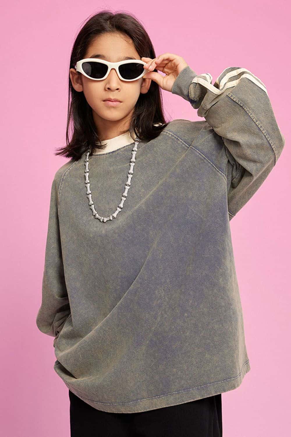 Kids' Sports Style Long-Sleeve Cotton T-Shirt with Drop Shoulder Design