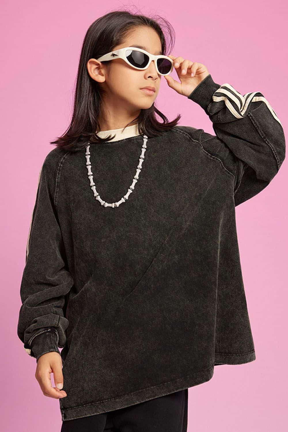 Kids' Sports Style Long-Sleeve Cotton T-Shirt with Drop Shoulder Design