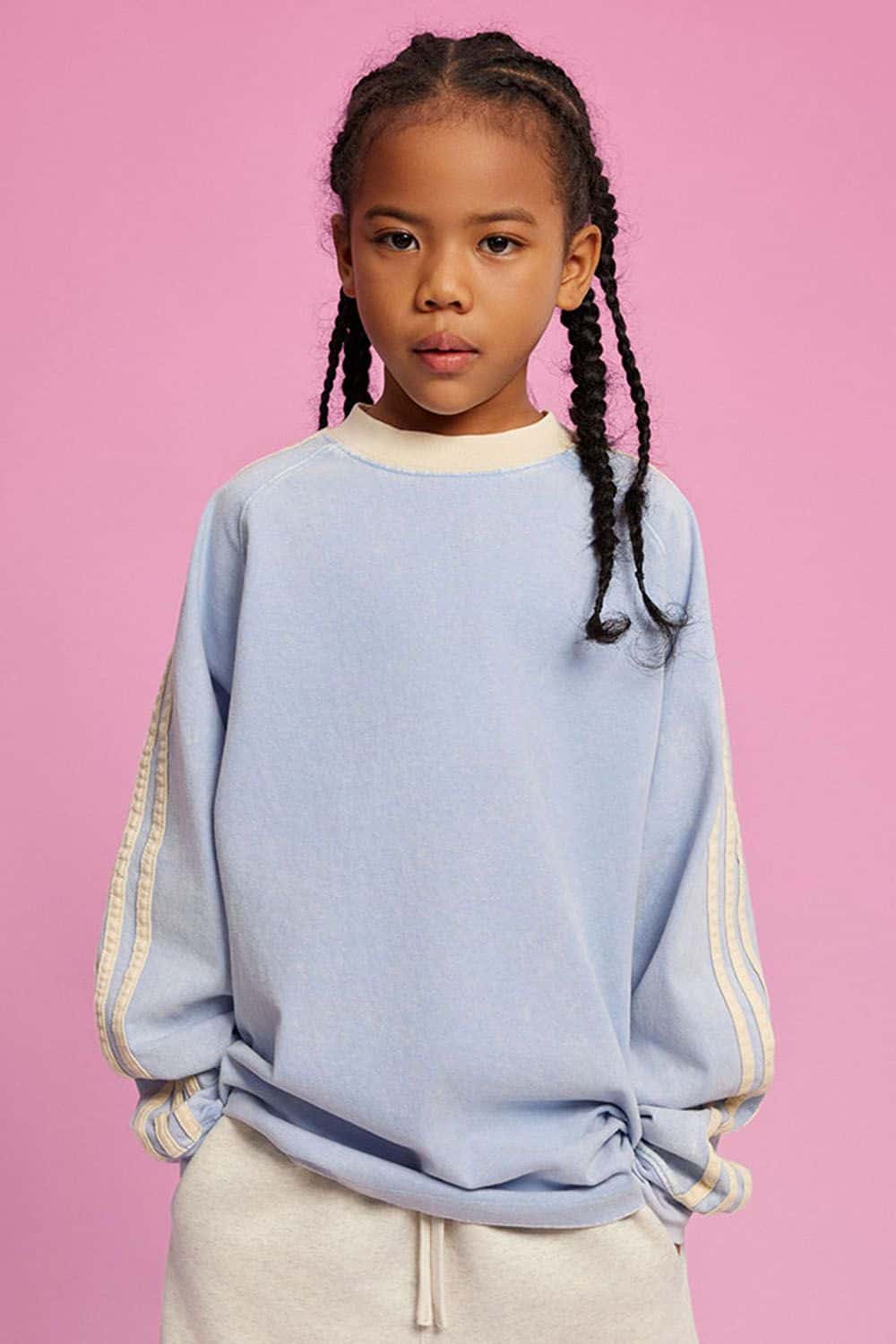 Kids' Sports Style Long-Sleeve Cotton T-Shirt with Drop Shoulder Design