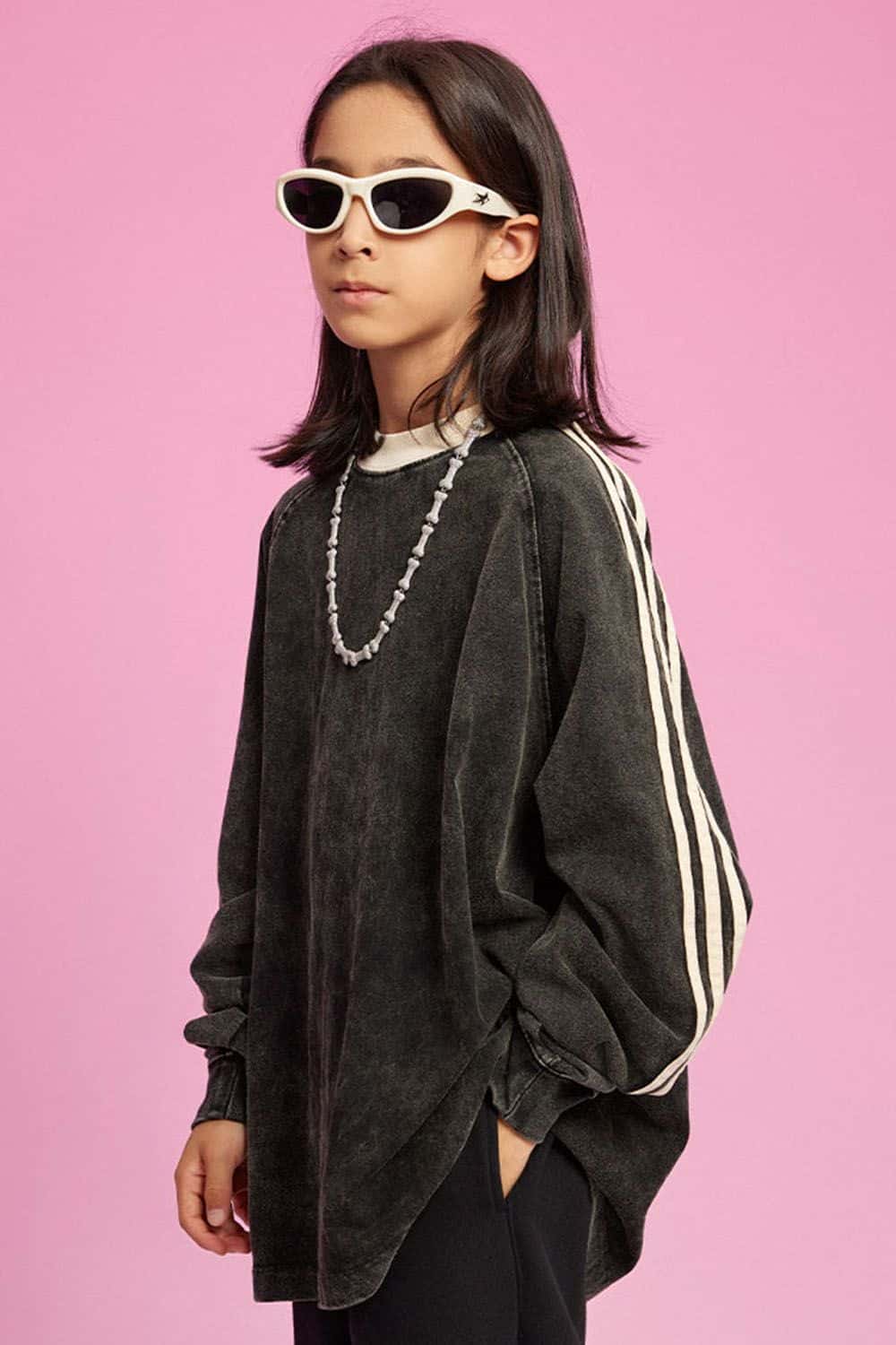 Kids' Sports Style Long-Sleeve Cotton T-Shirt with Drop Shoulder Design