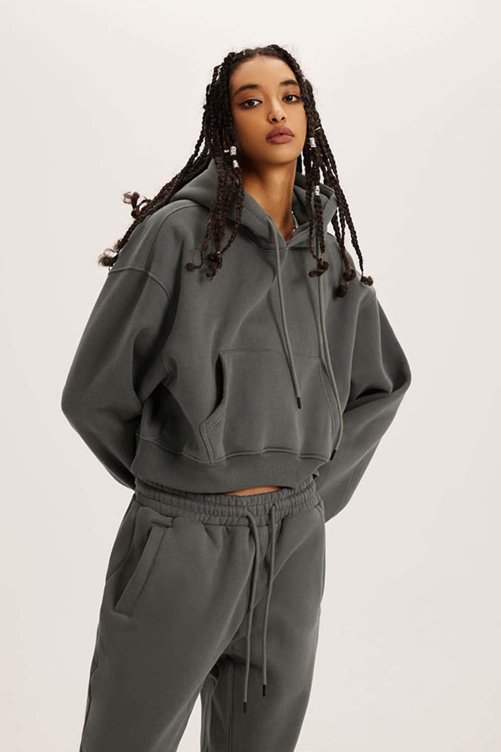 Retro Hooded Pullover Sweatshirt with Fleece Lining and Cropped Design