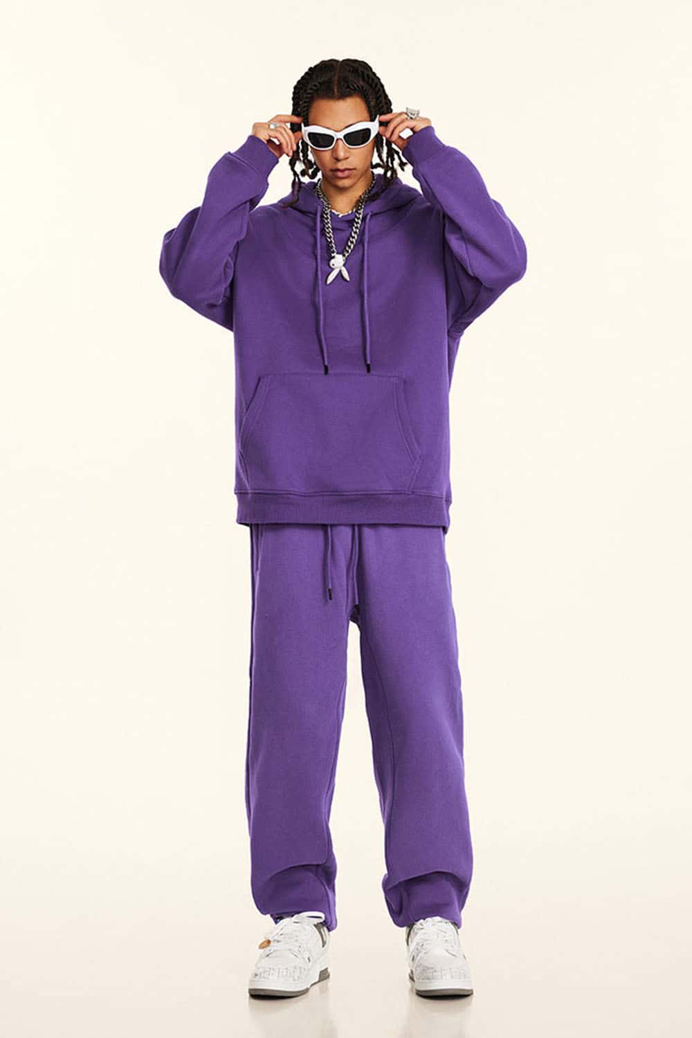 Fleece-Lined Solid Color Hoodie with Plush Hood - Cozy Casual Wear