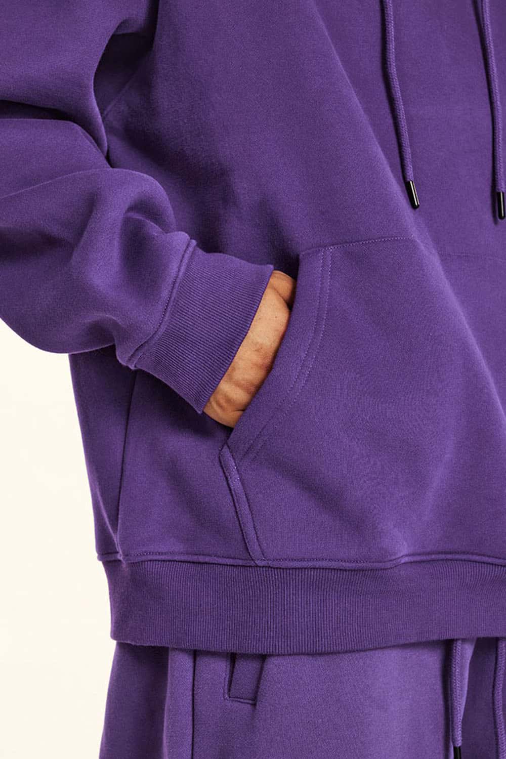 Fleece-Lined Solid Color Hoodie with Plush Hood - Cozy Casual Wear