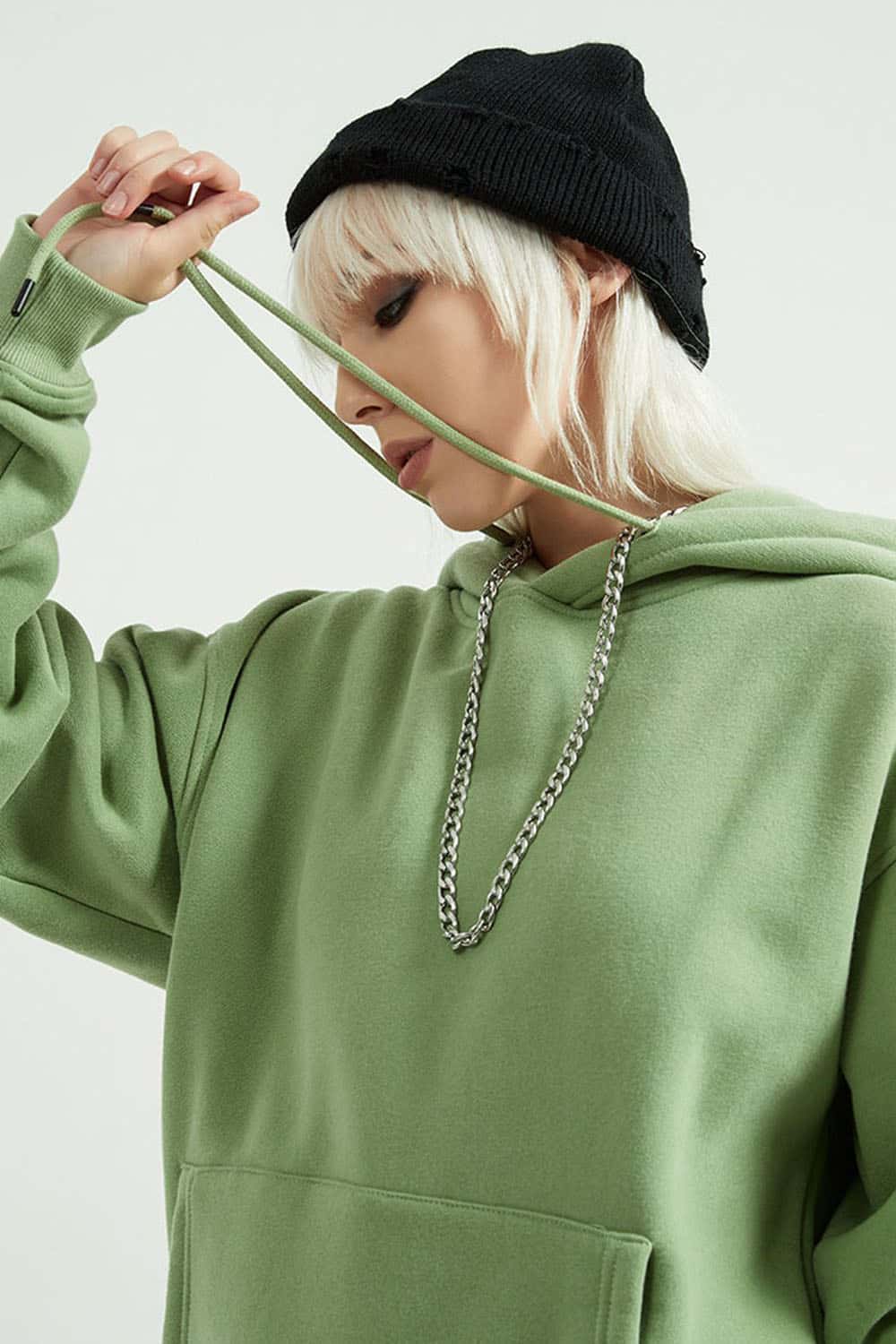 Fleece-Lined Solid Color Hoodie with Plush Hood - Cozy Casual Wear