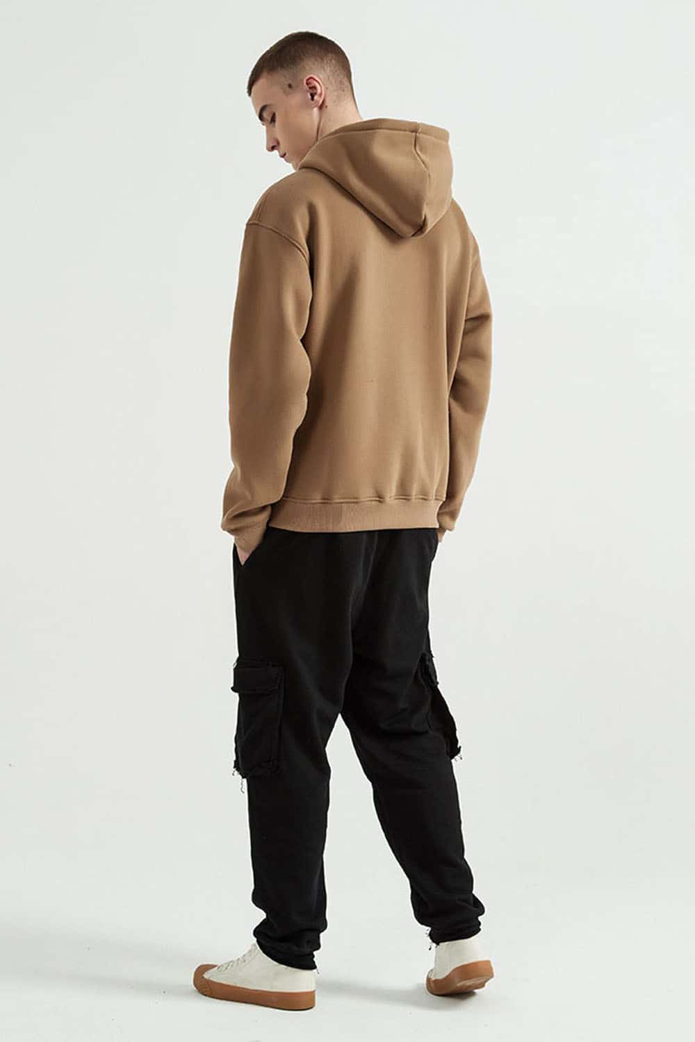 Fleece-Lined Solid Color Hoodie with Plush Hood - Cozy Casual Wear