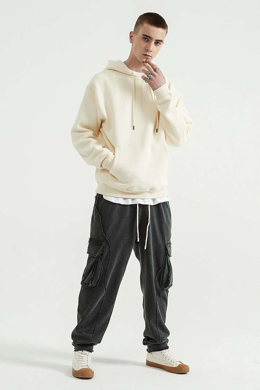 Fleece-Lined Solid Color Hoodie with Plush Hood - Cozy Casual Wear