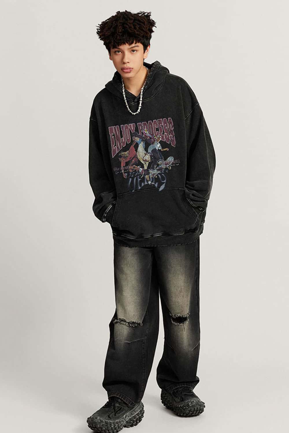 Loose Cotton Skateboard Hoodie with Water Wash Finish