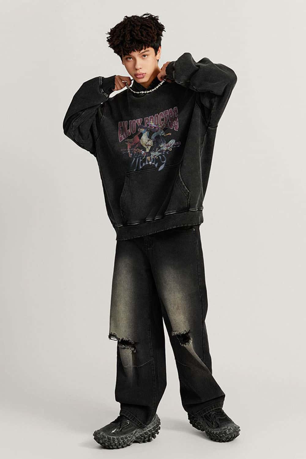 Loose Cotton Skateboard Hoodie with Water Wash Finish