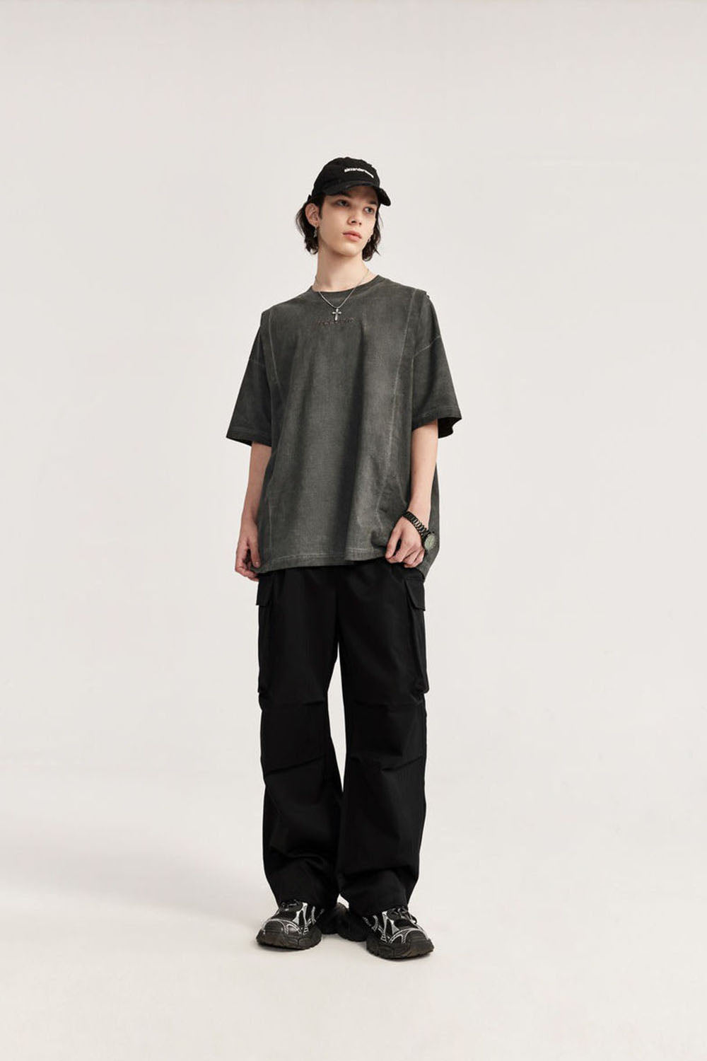 Large Pocket Parachute Wide-Leg Pants with Herringbone Pattern