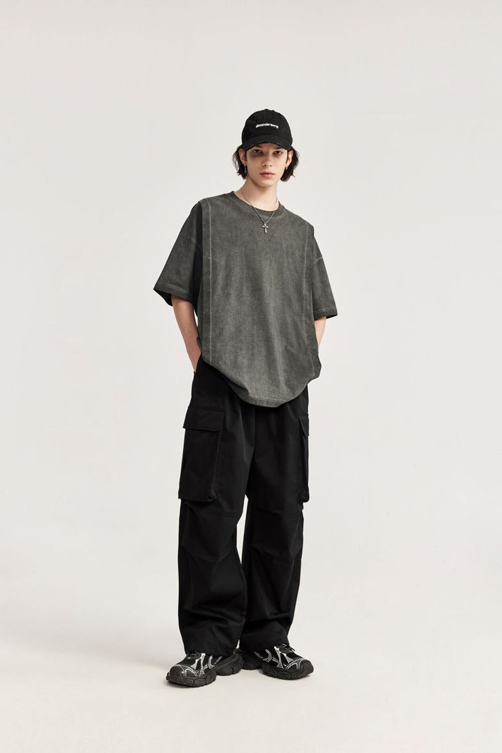 Large Pocket Parachute Wide-Leg Pants with Herringbone Pattern