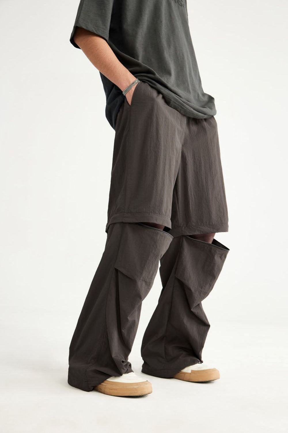 Convertible Wide-Leg Pants: Versatile, Waterproof Casual Wear