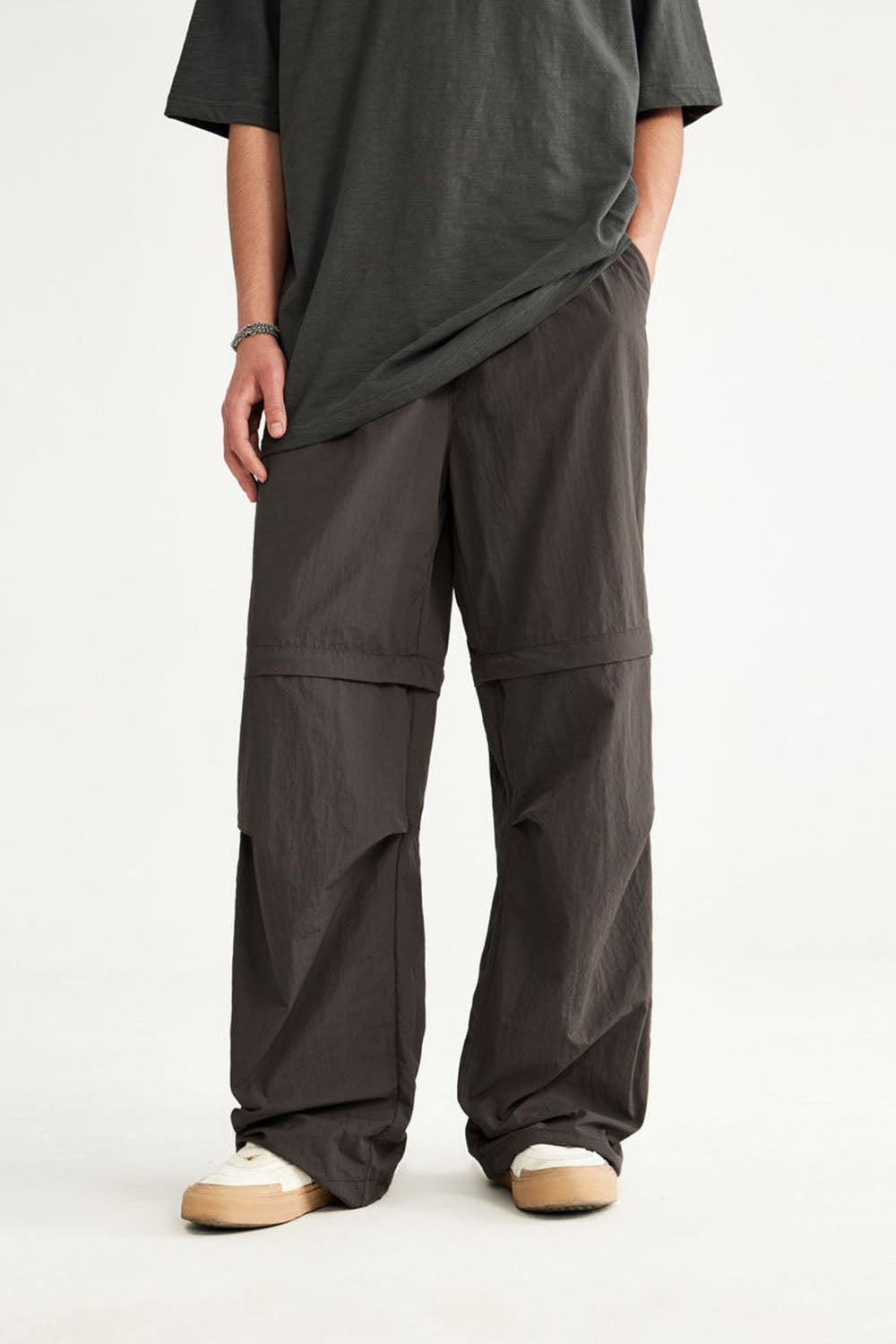 Convertible Wide-Leg Pants: Versatile, Waterproof Casual Wear
