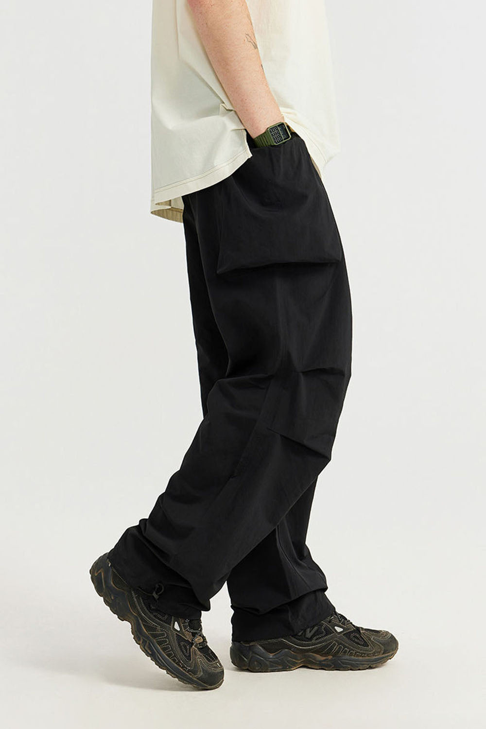 Moisture-Wicking Climbing Pants: Outdoor Long Cargo Style, Loose Fit