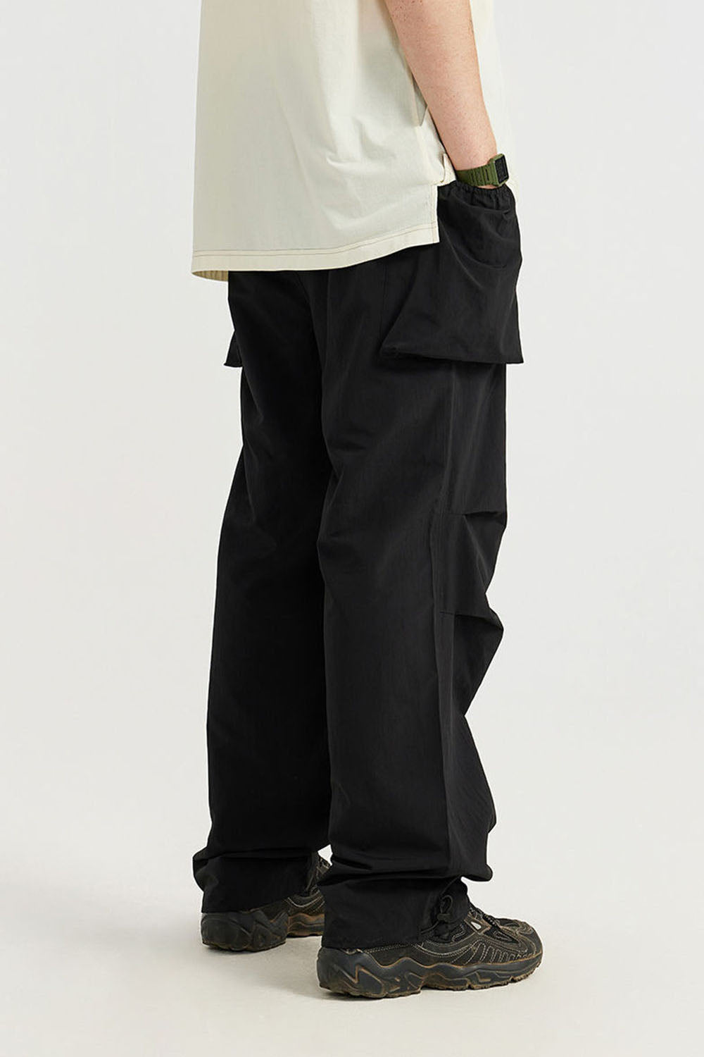 Moisture-Wicking Climbing Pants: Outdoor Long Cargo Style, Loose Fit