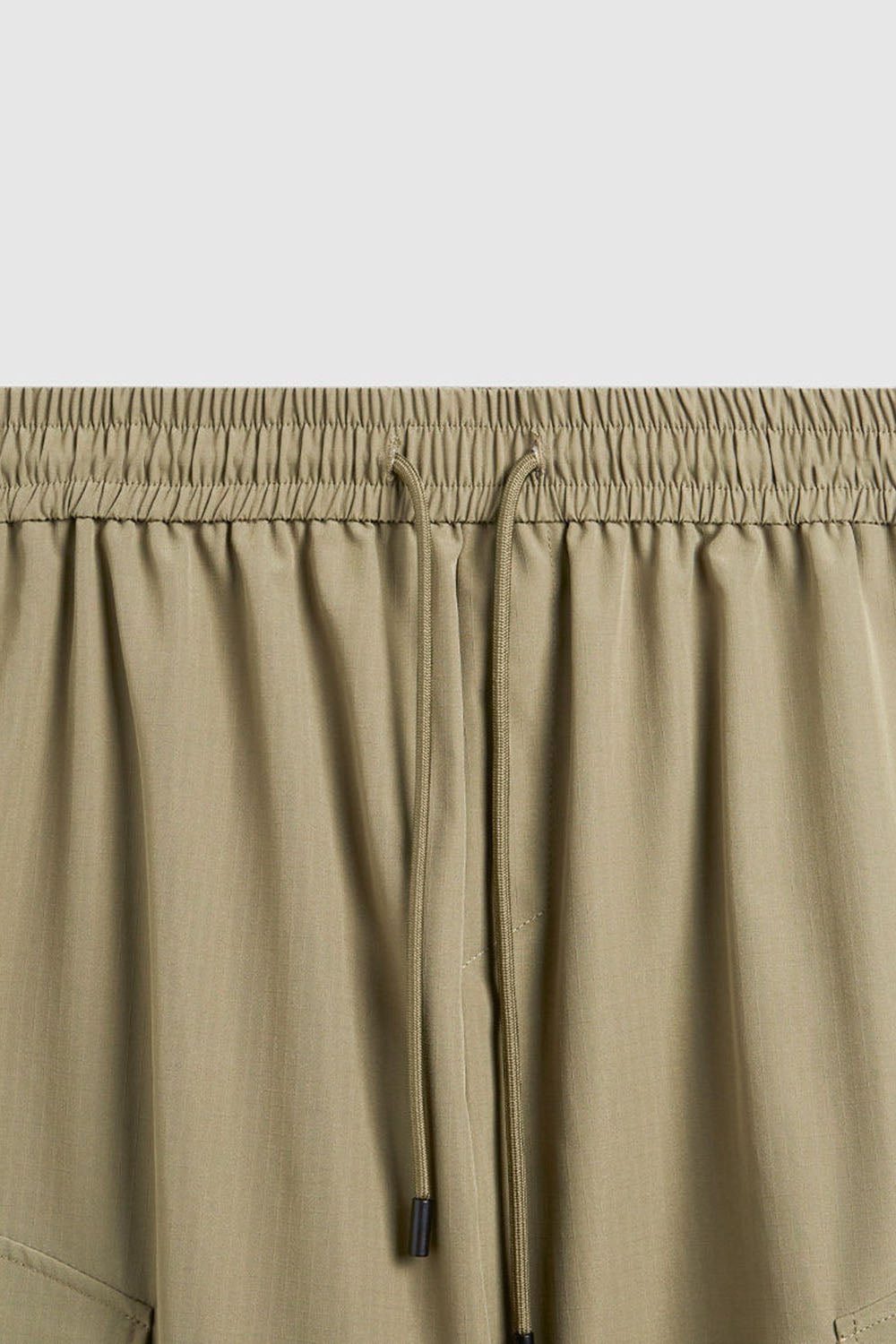 Detachable Outdoor Cargo Pants with Checkered Texture: Loose Fit, Multi-Pocket Casual Trousers