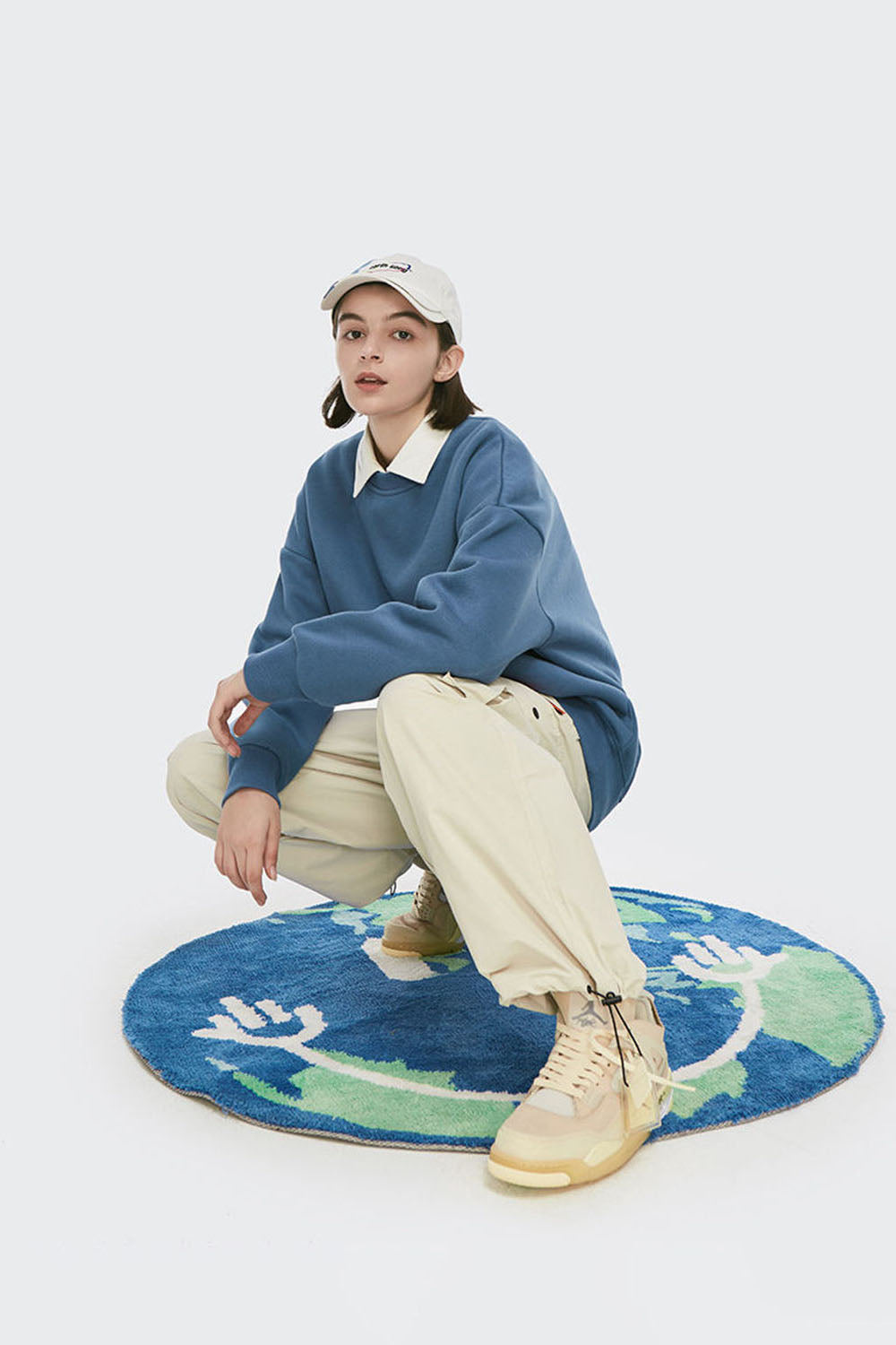 350G Fleece-Lined Solid Color Crew Neck Sweatshirt