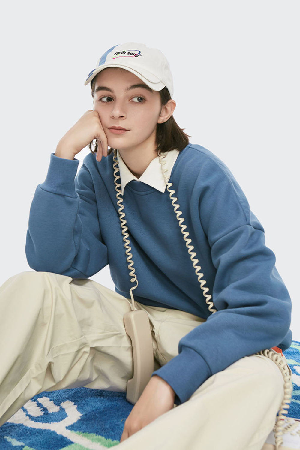 350G Fleece-Lined Solid Color Crew Neck Sweatshirt