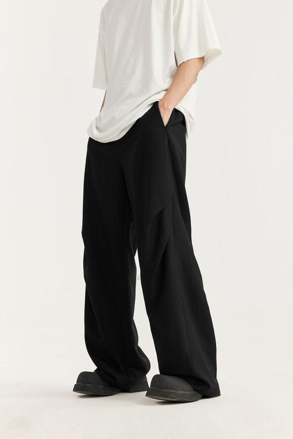 Pleated Suit Trousers with Wide Leg: Casual Long Pants