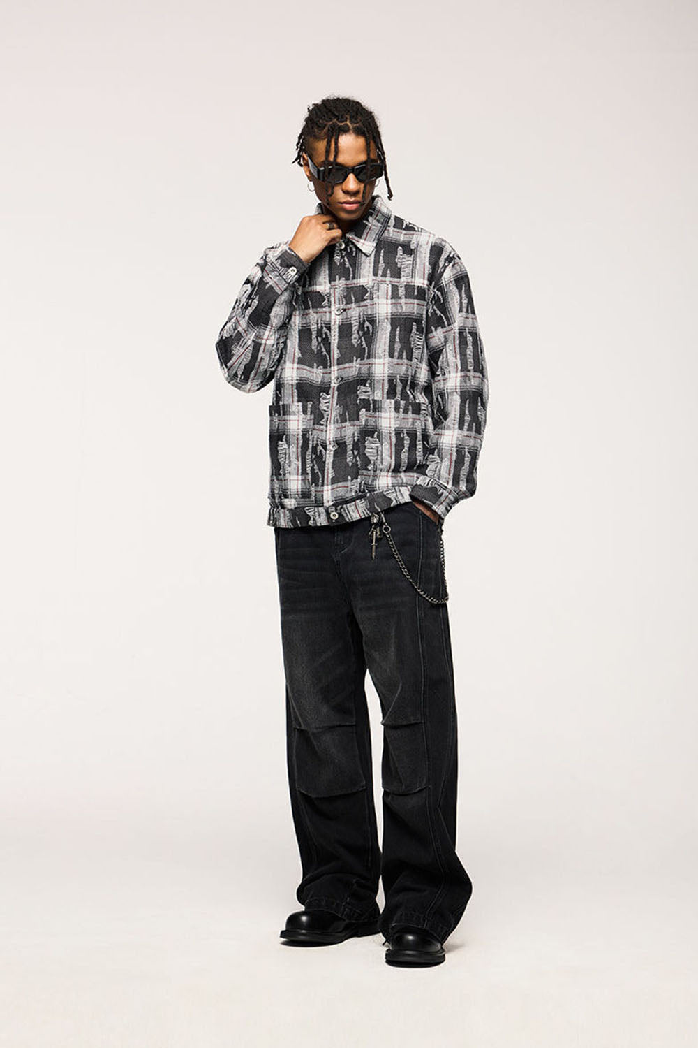 Deconstructed Plaid Shirt Jacket: Loose-Fit Casual Long Sleeve Shirt