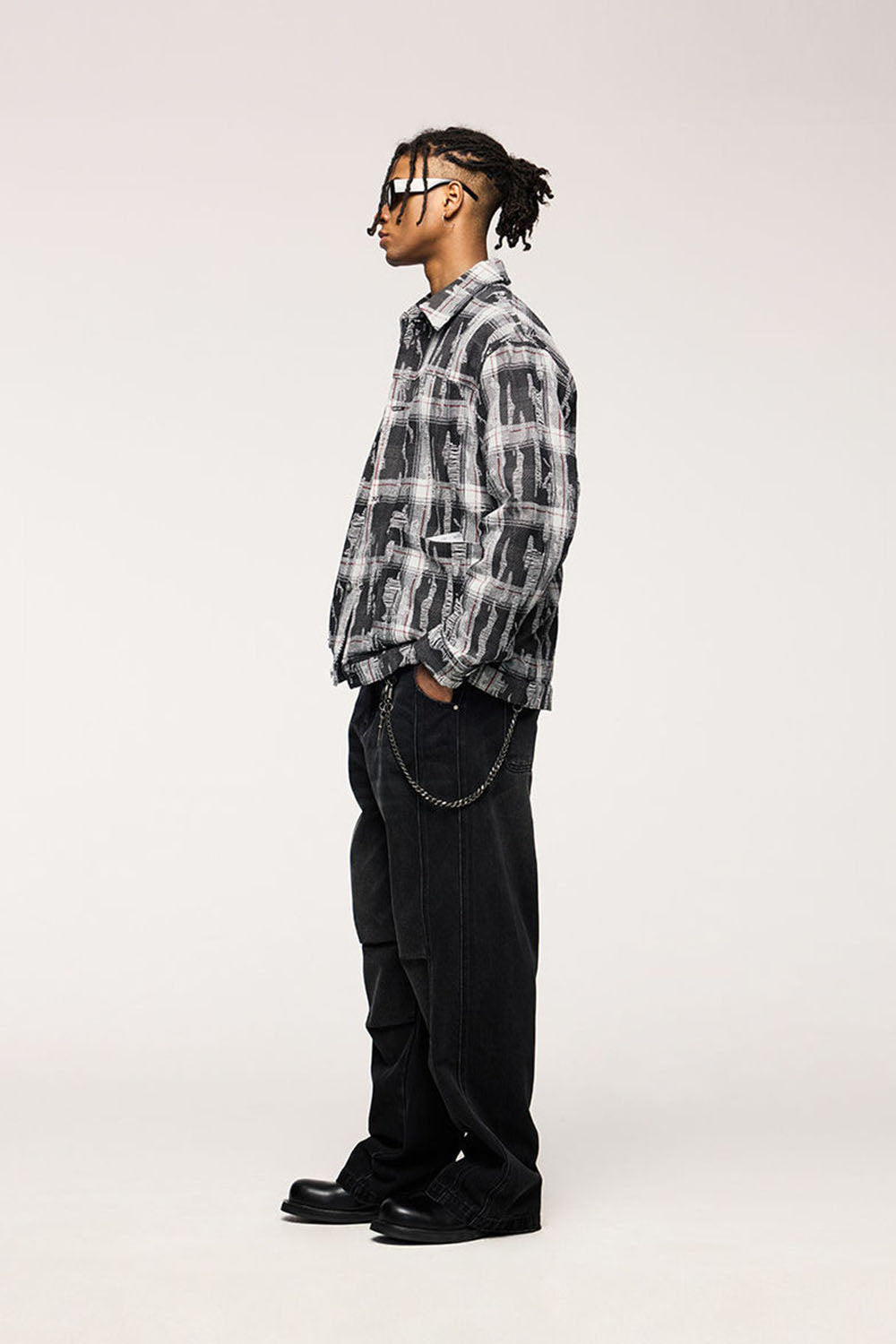 Deconstructed Plaid Shirt Jacket: Loose-Fit Casual Long Sleeve Shirt