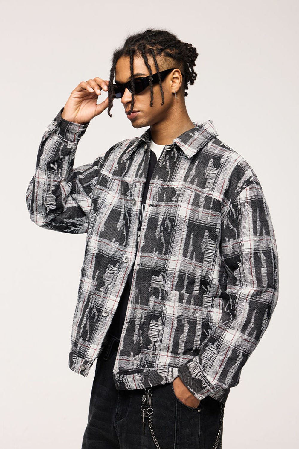 Deconstructed Plaid Shirt Jacket: Loose-Fit Casual Long Sleeve Shirt