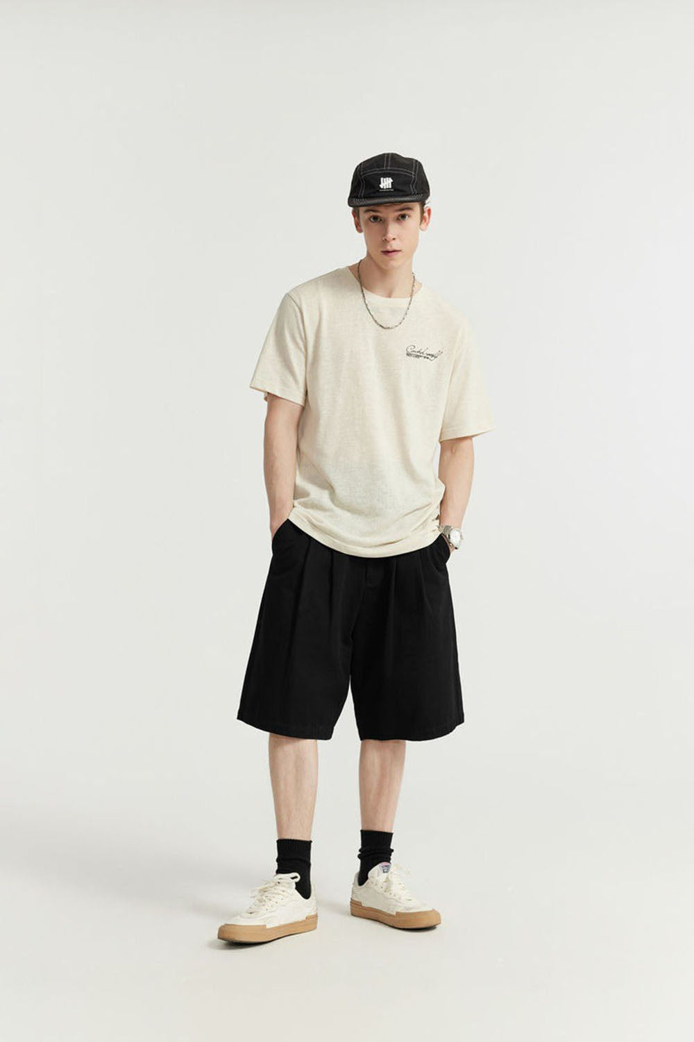 Dual Pleat Suit Shorts: Casual Loose Wide-Leg Suit Shorts for Men