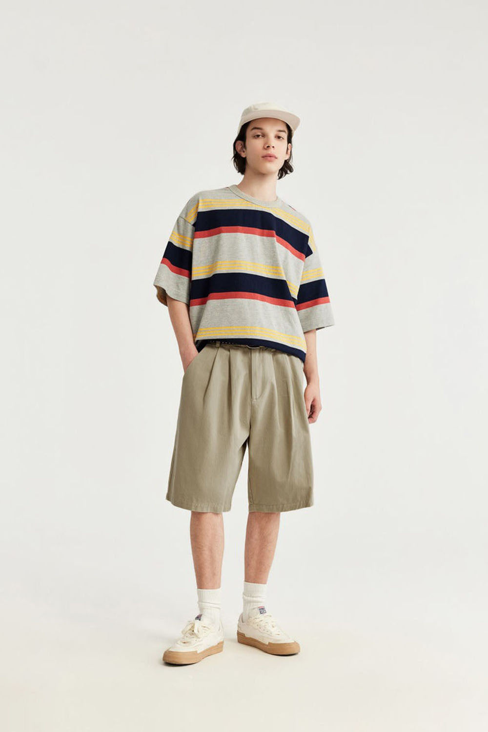 Dual Pleat Suit Shorts: Casual Loose Wide-Leg Suit Shorts for Men