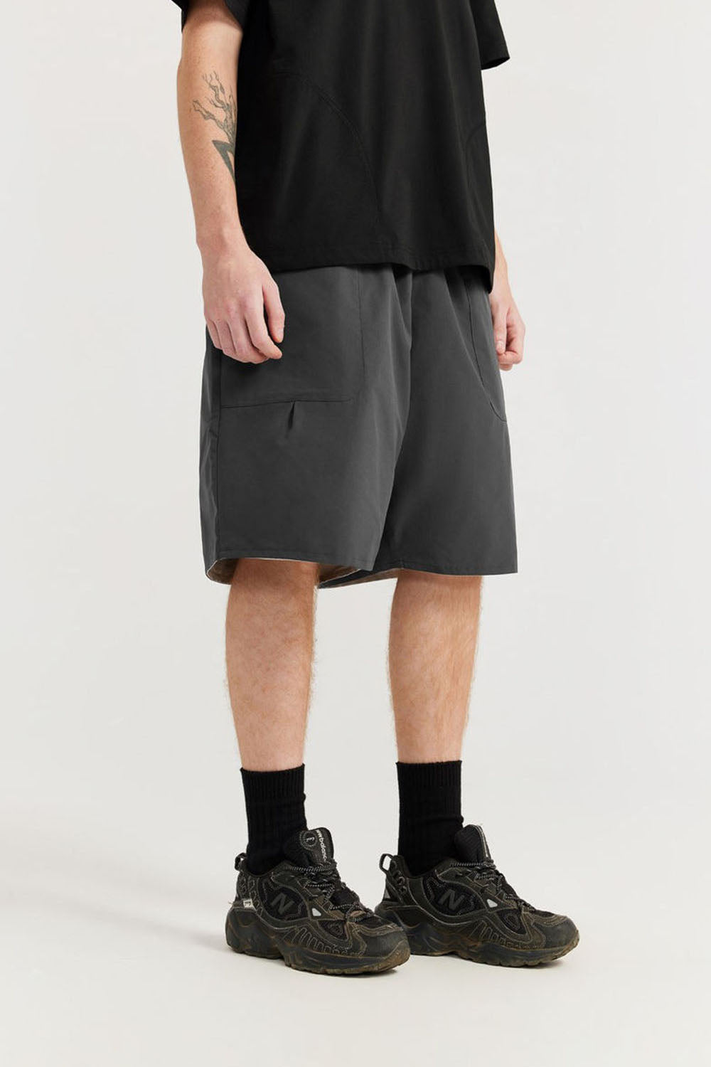 Reversible Utility Shorts: Streetwear Loose Basic Casual Mid-Length Shorts