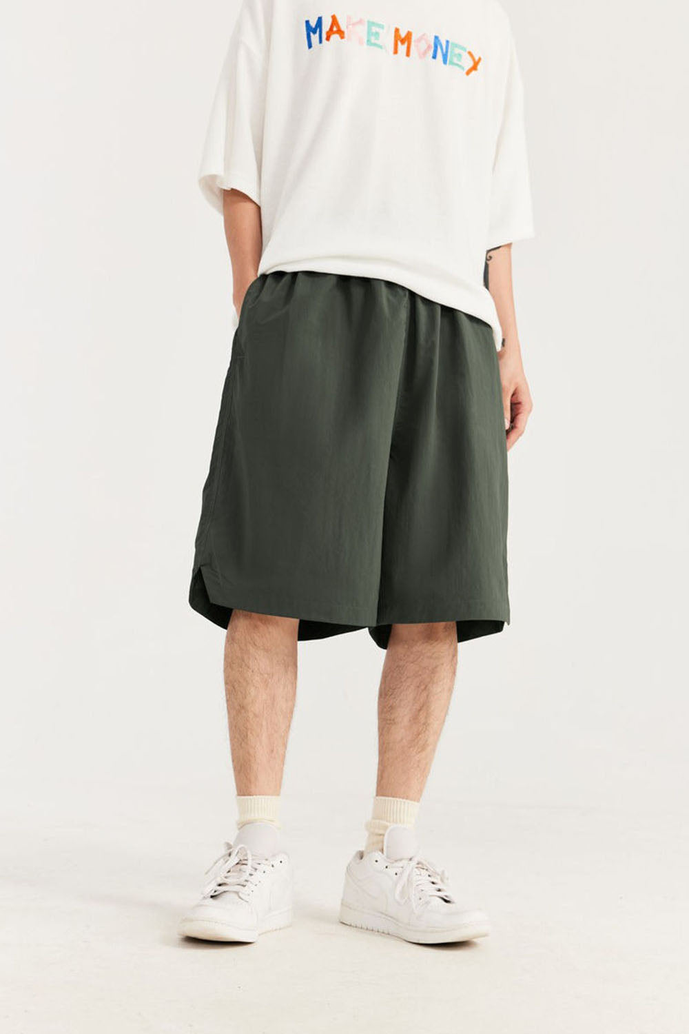 Moisture-Wicking Bermuda Shorts: Street Style Loose-Fit Shorts